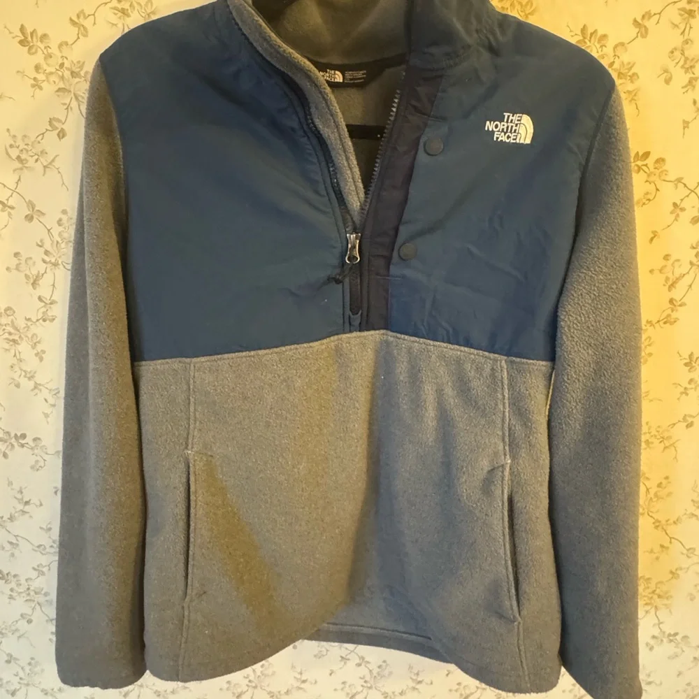 The North Face Navy and Gray Jacket - Picture 1 of 4